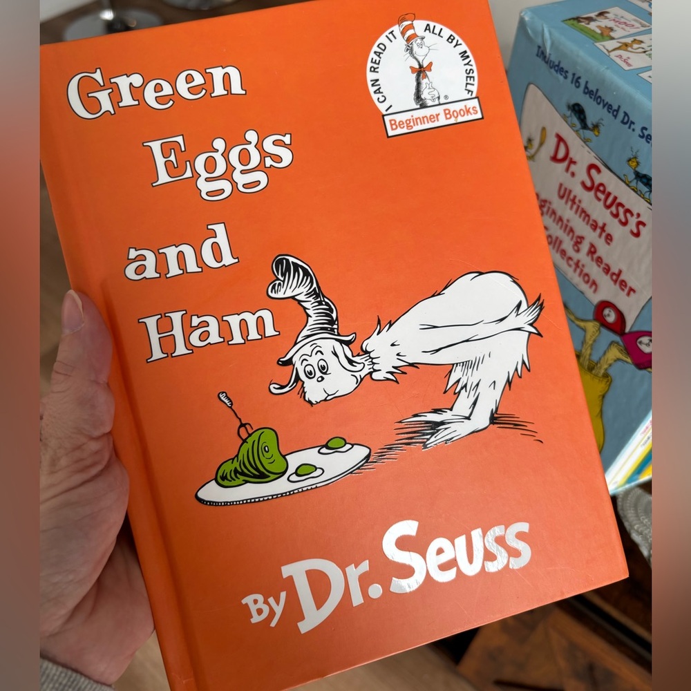 Dr. Seuss Book Collection - Picture 6 of 14